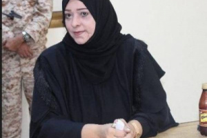 بجهود كبيرة من العراشة.. إعادة تموين محطات الوقود بالمشتقات النفطية 