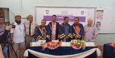الاكاديمي بجامعة عدن "أحمد عبداللاه عوض" يشيد باطروحة الدكتوراه (أثر حروف المعاني في القصص القرآني) 
