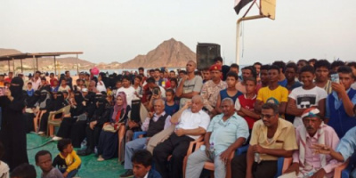   بحضور الوالي .. انتقالي البريقة ينظم حفلا فنياً وكرنفالياً مميزاً إحتفاءً بذكرى اكتوبر المجيدة