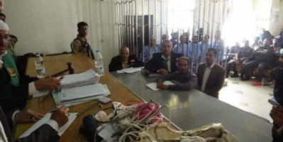 بحضور الطبيب الشرعي.. جلسة محاكمة ساخنة للمتهمين بقتل الأغبري بصنعاء 