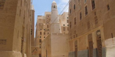 إصابة شابين بطلق ناري في مديرية شبام