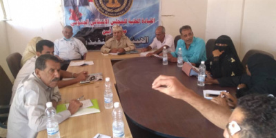 انتقالي ابين يعقد اجتماعه الدوري ويناقش تقريري الادارة السياسية وادارة المرأة والطفل في خنفر وزنجبار 