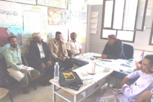 قيادة إنتقالي النجيفة تقوم بنزول ميداني الى مدرسة الشهيد عبدالكريم الذيباني وتتفقد سيرالعملية التعليمية فيها 