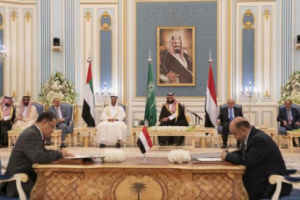 ما سبب تأخير تشكيل الحكومة الجديدة؟ ومن هو المسؤول الذي يصر هادي على بقاءه في منصبه؟