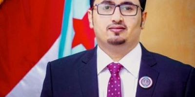 عضو بالإنتقالي: ليس لجماعة الإخوان موقف واحد مؤيد لاتفاق الرياض