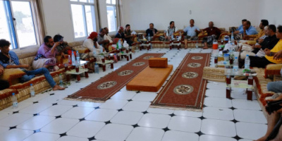 رئيس انتقالي لحج يلتقي بقيادات ووجهاء ومشائخ المدينة الخضراء 