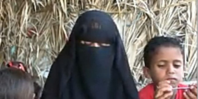 5 أيتام وأُمٌّ أرملة ورحلة نزوح حصيلة رصاصة قناص حوثي