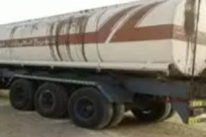 الكشف عن عمليات تهريب مشتقات نفطية للحوثيين تديرها قيادات إخوانية 