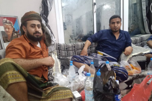 نجل شيخ مشائخ الصبيحة يلتقي بقائد قوات الحزام الأمني بالصبيحة لمناقشة الأوضاع الأمنية