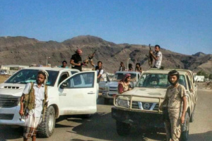 قتلى وجرحى إثر إشتباكات مسلحة بين أسرتين بمحافظة أبين