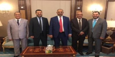 *عاجل: وفد المجلس الانتقالي الجنوبي يبلغ التحالف بمغادرة الرياض وتعليق اتفاق الرياض ومشاورات الحكومة الجديدة بسبب هجوم الطرية -أبين*