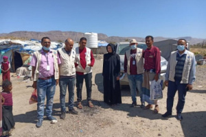  "ميكال" مديرة تطوير البرامج في منظمة اكتد تزور الوحدة التنفيذية للنازحين بـقعطبة 