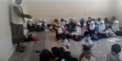 انتقالي كرش يوزع الكمامات على الطلاب المدارس لتعزيز الحماية من فايروس كورونا