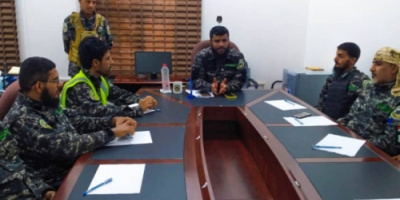 بن عفيف يشدد على رفع الجاهزية الأمنية في المؤسسات الحكومية ودعم جهود محافظ عدن
