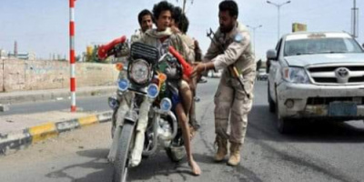 أبين :  الحزام الأمني يمنع أستخدام الدرجات النارية ويشدد على تنفيذ عقوبات ضد المخالفين