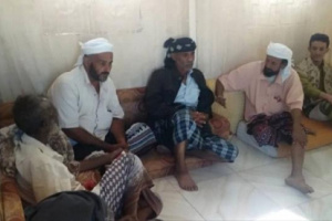 رئيس انتقالي لودر يقدم واجب العزاء لأسرة الشهيد جمال سالم الحقيري