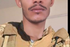 جندي من منتسبي اللواء الثاني حزم يناشد اللواء فضل حسن التدخل لإعادة رقمه العسكري وصرف رواتبه