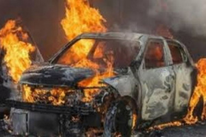 إضرام النار بسيارة مواطن في إب