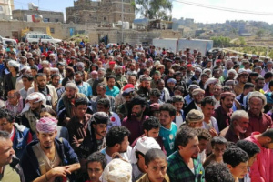 يافع تشيع جثمان الشهيد البطل قاسم الديواني بموكب جنائزي مهيب
