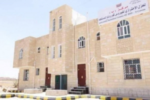 بدلاً من حل مشكلتهم .. بن عديو يسجن اطباء العزل بشبوة  