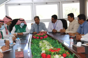 البرنامج السعودي يبحث مع الإدارة العامة لمطار عدن الدولي آلية البدء في اعادة تأهيل المطار