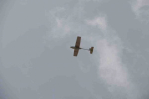 رصد 13 طائرة مسيرة حوثية في سماء حيس والتحيتا والجبلية جنوب الحديدة 