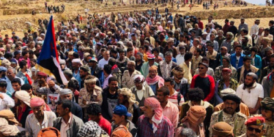 مديرية الشعيب تودع شهيدين من قيادتها الأبطال بموكب جنائزي مهيب 