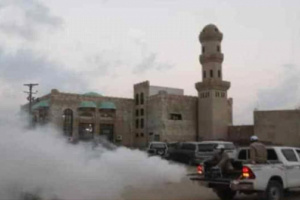 "خليفة الإنسانية " تواصل حملة الرش الضبابي لمكافة الاوبئة بمحافظة سقطرى 