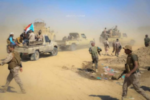القوات الجنوبية تواصل إعادة تموضعها ونقل وحداتها من جبهة أبين 