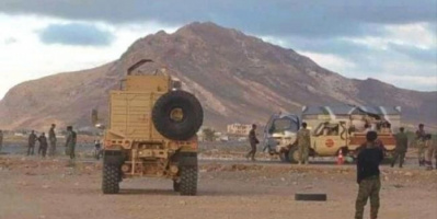 عربة عسكرية  تدهس شخصين بأبين وتسبب بوفاتهما