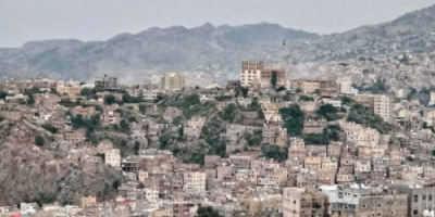 إصابة مدنيين جراء قصف حوثي للأحياء السكنية في تعز 