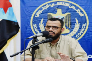 بن بريك : المرددون بمكر لكلمة السيادة سترونهم قريبا في خندق الحوثي