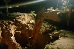 انفجار بخط مياه يُضعف عمليات الضخ في المكلا