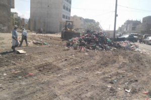 صندوق النظافة يقوم بحملة لرفع المخلفات من شوراع الحبيلين بردفان