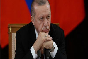صحيفتان إماراتيتان: أردوغان حول تركيا إلى دولة تنتهك القرارات الدولية