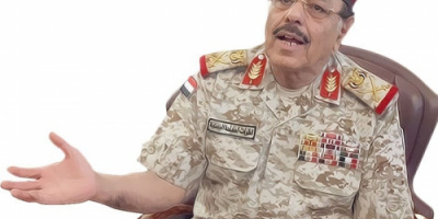 هل وضعت السلطات السعودية الجنرال الأحمر تحت الإقامة الجبرية ؟