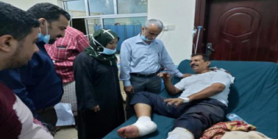المجلس الإنتقالي الجنوبي يطمئن على جرحى الحادث الإجرامي لمطار عدن