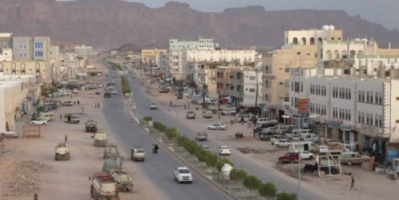 مليشيات الإخوان بعتق تقتحم أحد المنازل وتختطف جندي