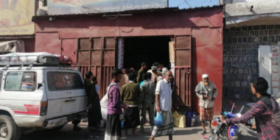 الأجهزة الأمنية بردفان تشن حملة لضبط التجار المتلاعبين بالاسعار 