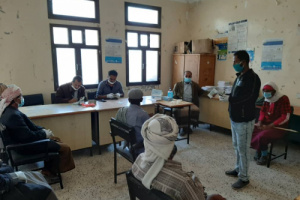 تدشين صرف الحوالات النقدية الطارئة لمستفيدي الرعاية الاجتماعية بسرار يافع