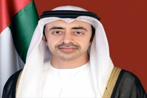 عبدالله بن زايد: الإمارات تؤيد مبادرة الحكم الذاتي بالصحراء المغربية