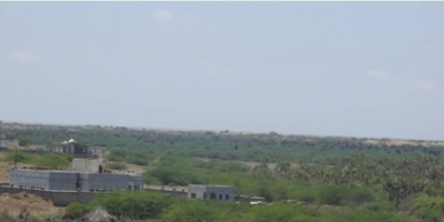 بالأسلحة الثقيلة.. مليشيا الحوثي تستهدف منازل ومزارع المواطنين في الدريهمي