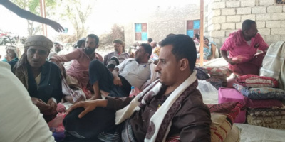 *رئيس إنتقالي المسيمير ومدير الزراعة بالمديرية يؤديان واجب العزاء لأسرة الفقيد محسن الكيلة الأمين العام لمحلي تبن*