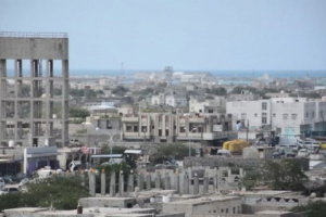 الأجهزة الأمنية بالمخا تمنع إطلاق النار في الأعراس وتفرض عقوبات على المخالفين