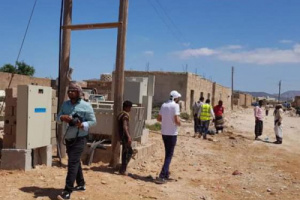 "خليفة الإنسانية" تحدث خطوط الكهرباء بمصاقبهن- 30نوفمبر