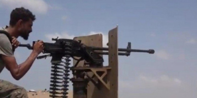 المشتركة تُخمِد مصادر نيران حوثية استهدفت قرى سكنية بالدريهمي