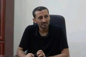 قائد لواء العاصفة يعزي محافظ العاصمة عدن بوفاة عمه