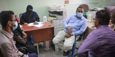 مدير دار سعد يزور المجمعات الصحية ويكشف عن وجود حالتين مصابة بكورونا