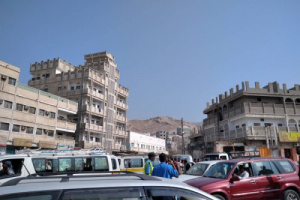 إضراب سائقي النقل الداخلي في المكلا