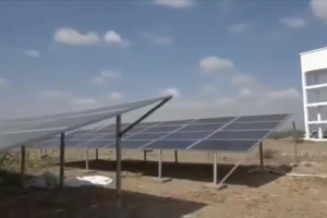 تنمية في زمن الحرب.. قائد ألوية العمالقة يد تبني ويد تقاتل 